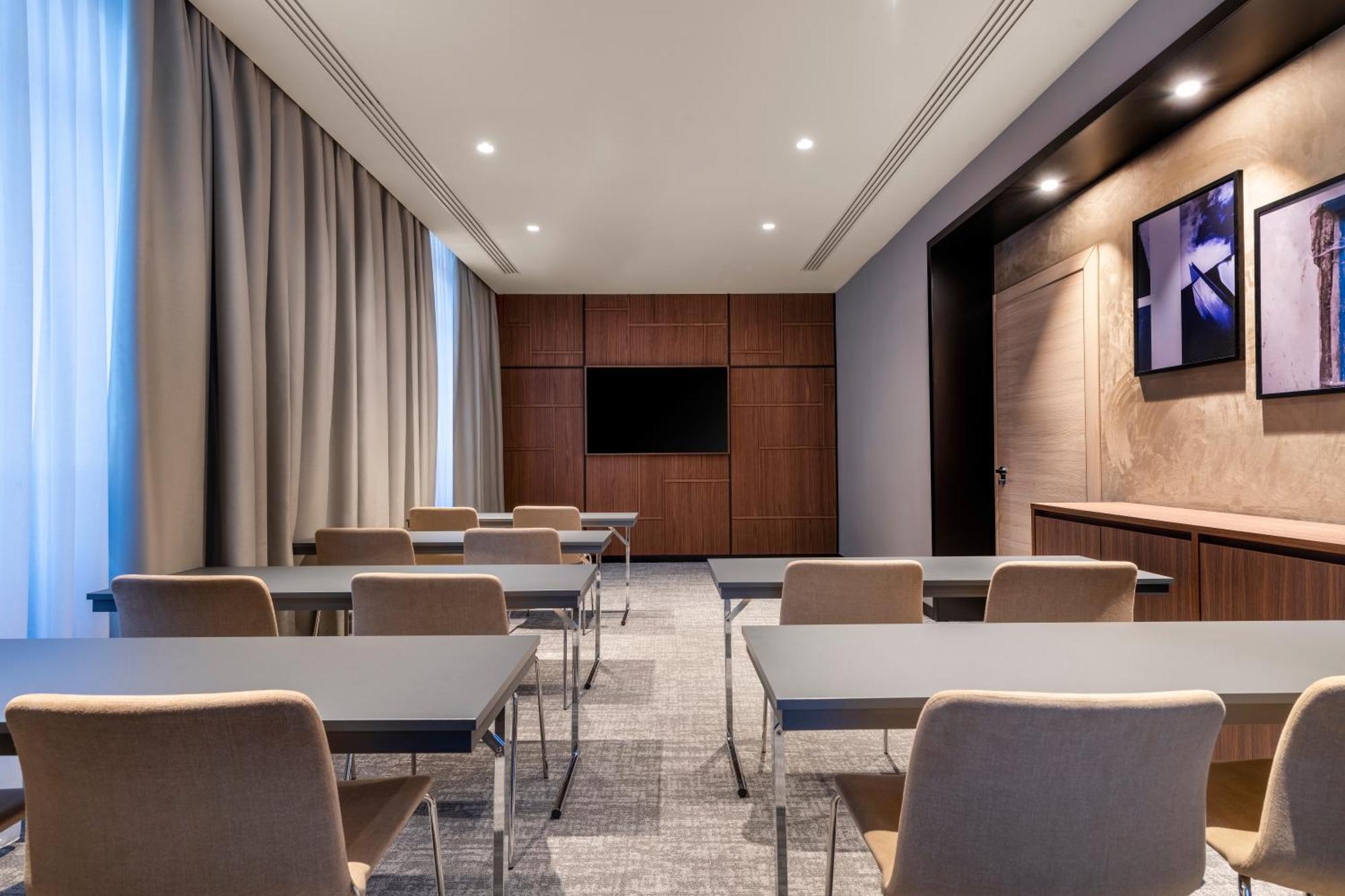 Ac By Marriott Clodio Hotel